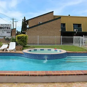 Sun Plaza - *** Mackay