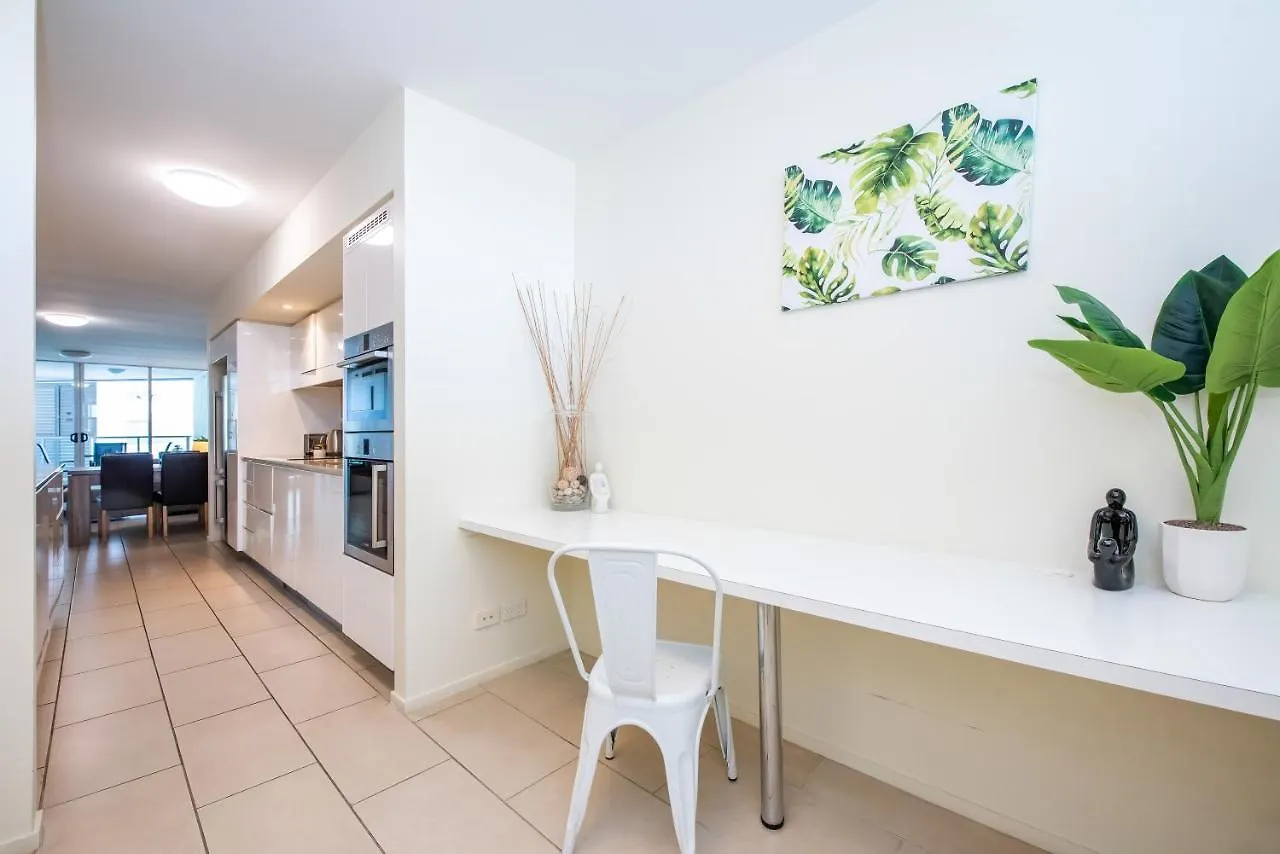 Апарт-отель Lanai Riverside Apartments Маккай