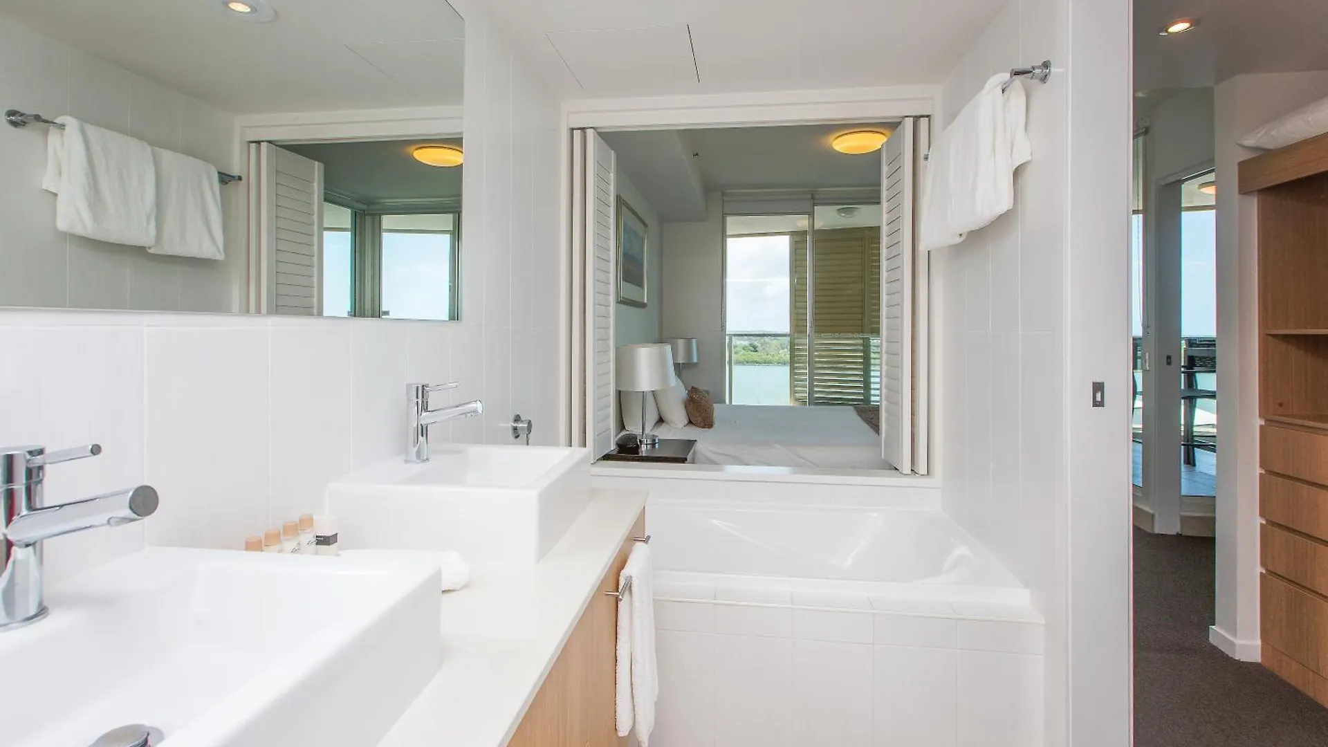 Lanai Riverside Apartments Маккай Австралия