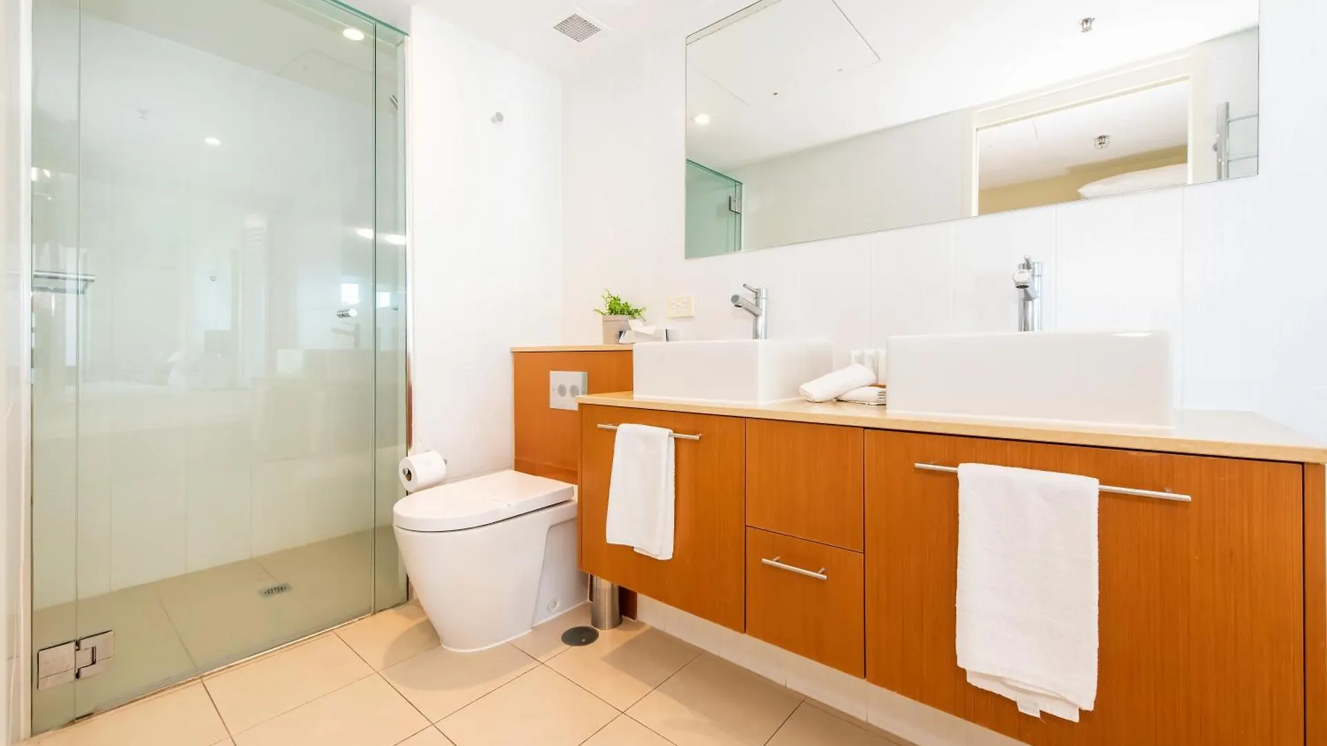 Lanai Riverside Apartments Маккай Апарт-отель